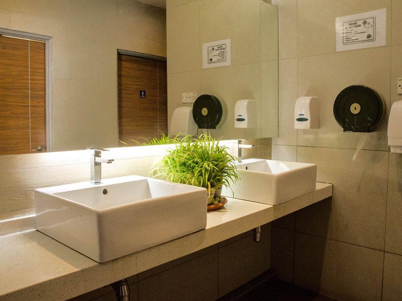 349854076121E63BCB3D3A94C4B7D55A