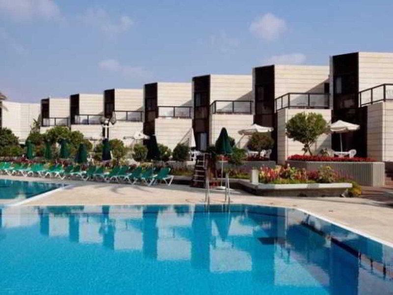 135F01F44D012ADD5F6D100788242837