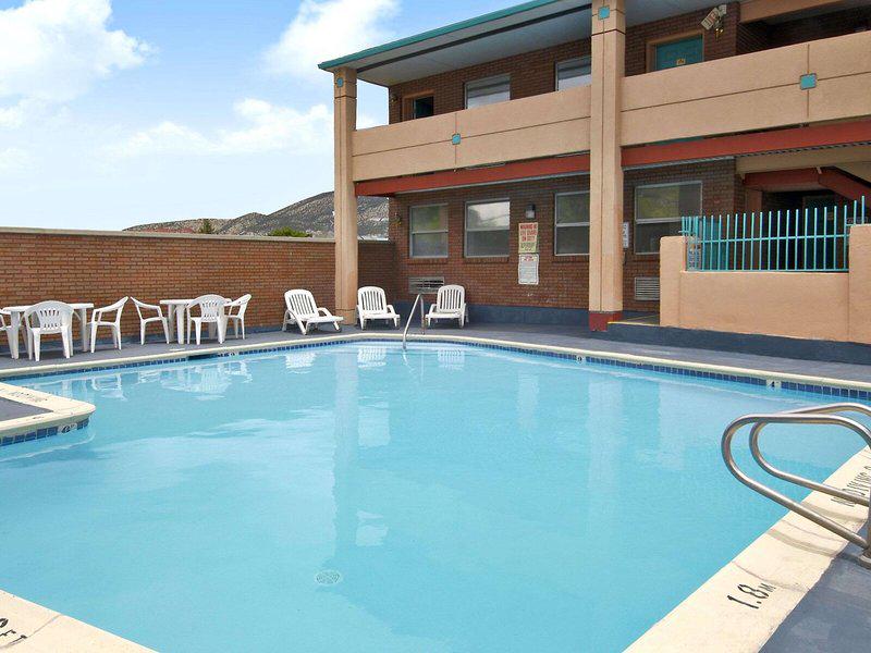 D2F7B8005920DB7A9C2C05E589B25B7C