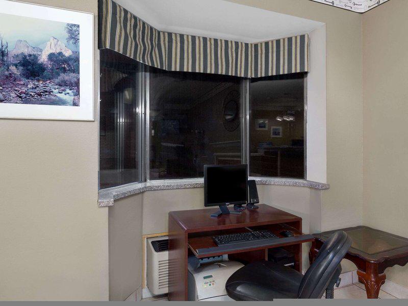 33D11CDC400C2EA064949AD2F7EEAAE7