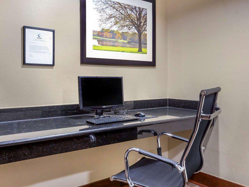 F9FF125ABC3821B58EF2FAD05BBA1E52