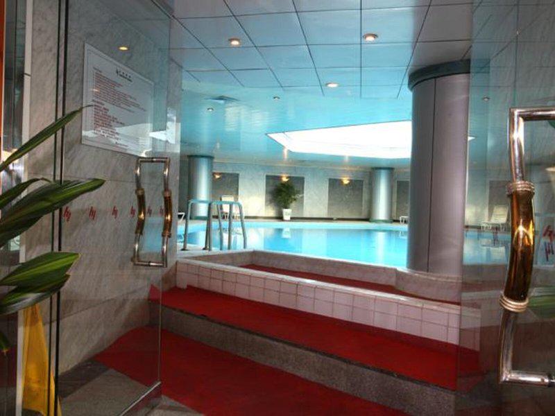 0D7CB6F5572F94421F1DDCDDD45C357B