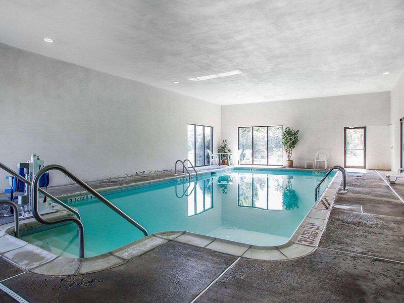 42D5A87FEED7CAF5C8B93C15FAF51A37