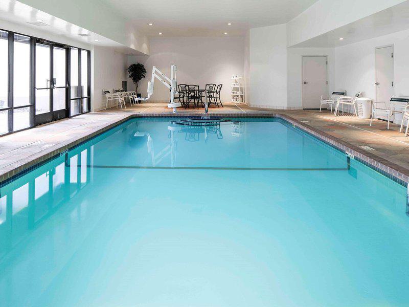 E67D0F41DB95F481A31A8246DB4E3F80