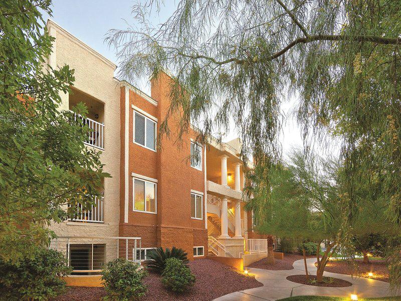 3F48C9F700B0FBE04004876E345CAD8A