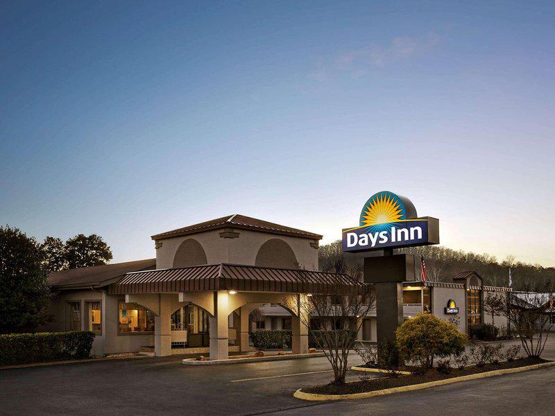 8B3FF222C92C13A364C8D935621F061A