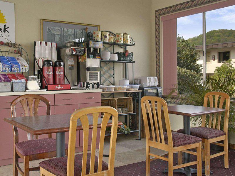 0D90E74BAD99F89BE5D5892F46A455E9