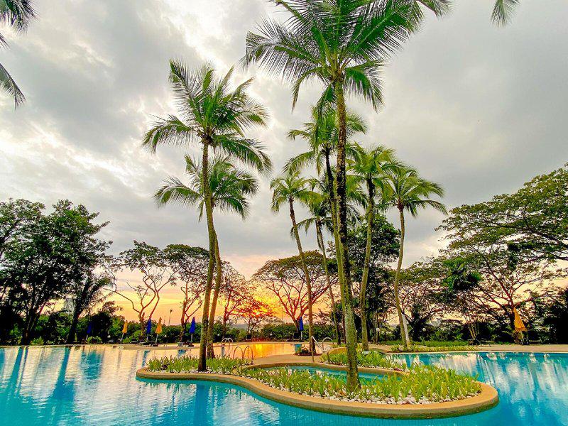 460BCAB21BBE558504BC5E354A912D17