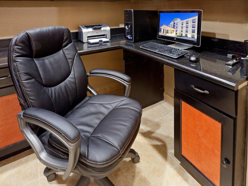 3CF0AA854B0B73B40D7DF1F485F02BA5