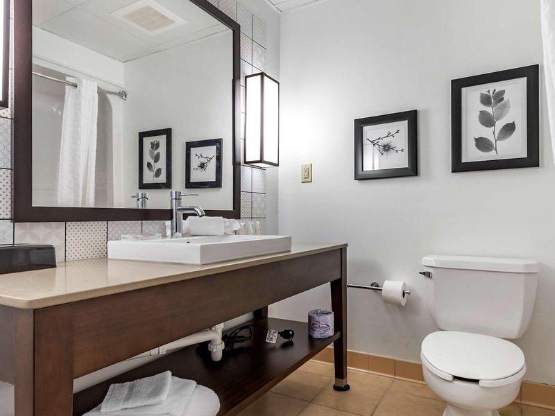 06E1140CF2B82EEF9415B391D4BD470B