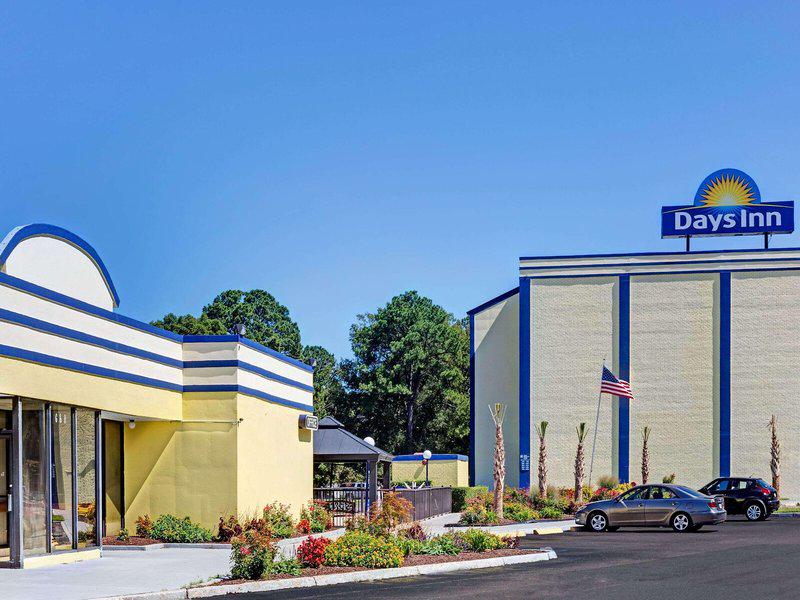 70C6C05DD717BFE367C94B7AE0354952