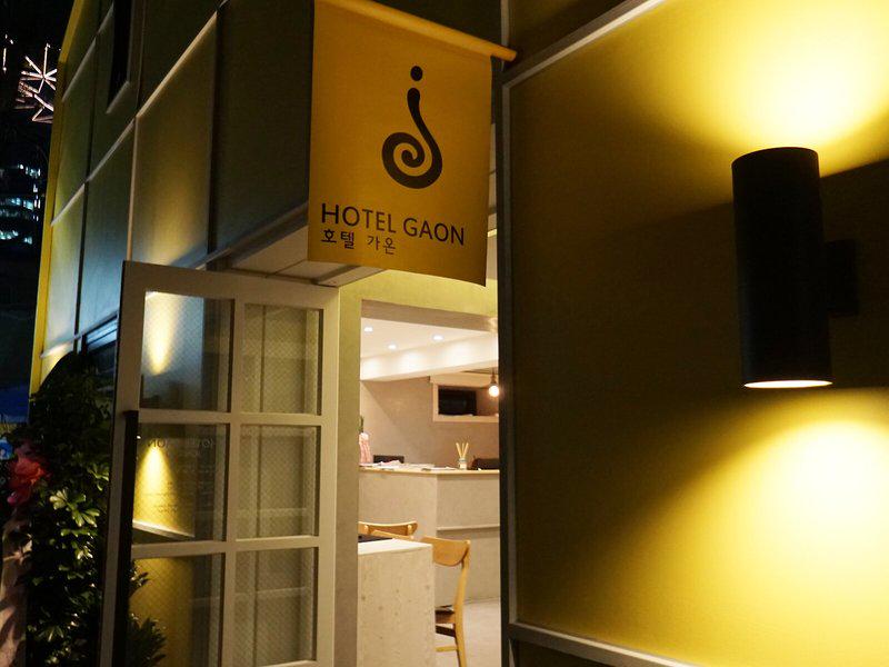 C9989ECE3B35C0AD93FAAB2A986578A8