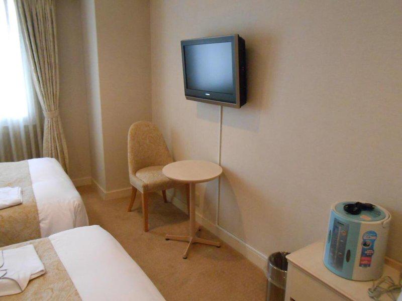 01E082988812FE973946833CF2486E07