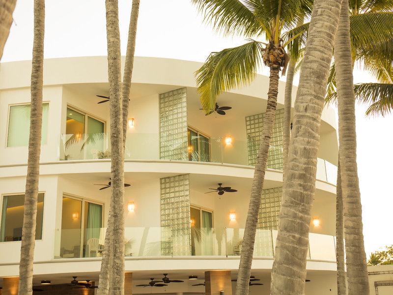 D62442FA2054F3B9399247C5B08FA048