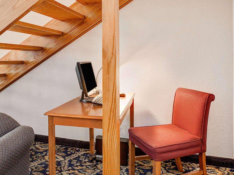 A2FA90A90B6803F27BFEEFCF45F40A4D