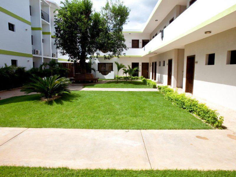 8E40B9EAE5E75FA485FB7E17946F4094