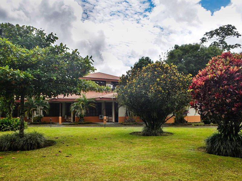 0F90A9877F7AFAEC3D67E81026FA5D6E