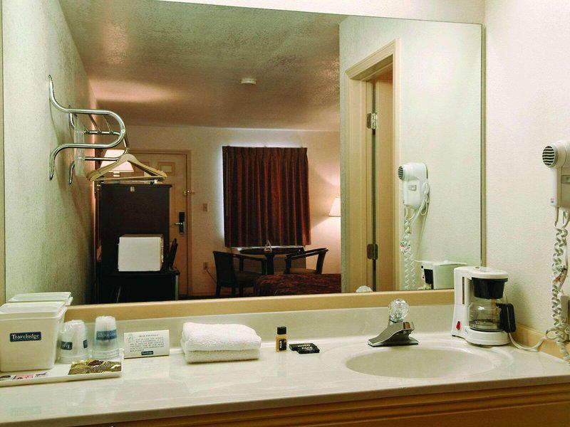 714FEFC139650B7B1FE02E10127AAF00