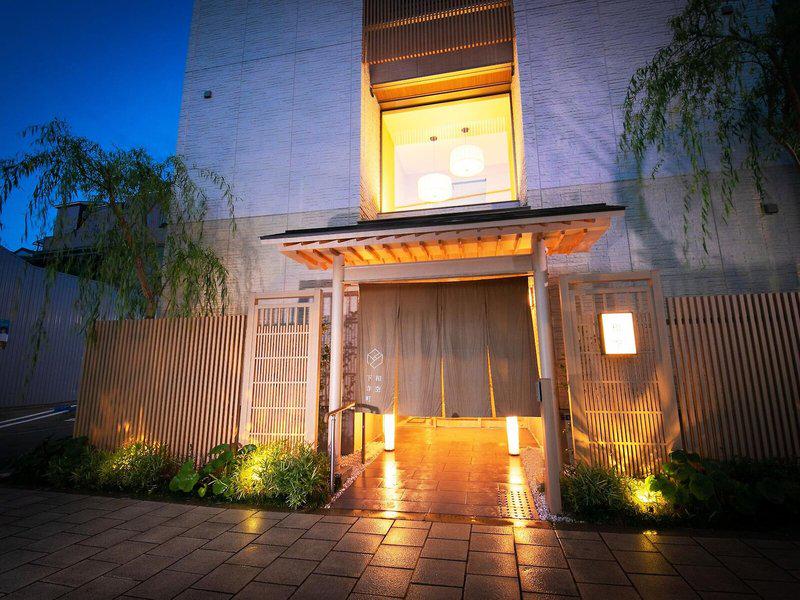 51AC78534F4EC1A0B2F4836D598F9289