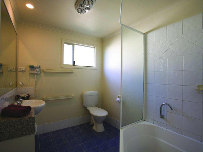 F961841B0A76FF4F2A0603D790F92C63