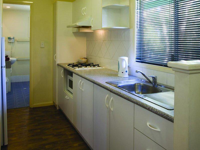 9F7779F7F473A368CD5D0317C9F8FC13