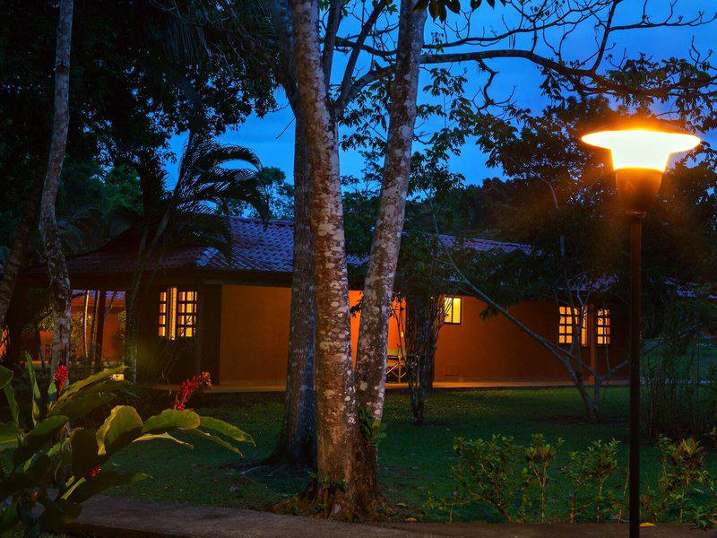 8A8D65DEC672F5368D1677613E8B39BD