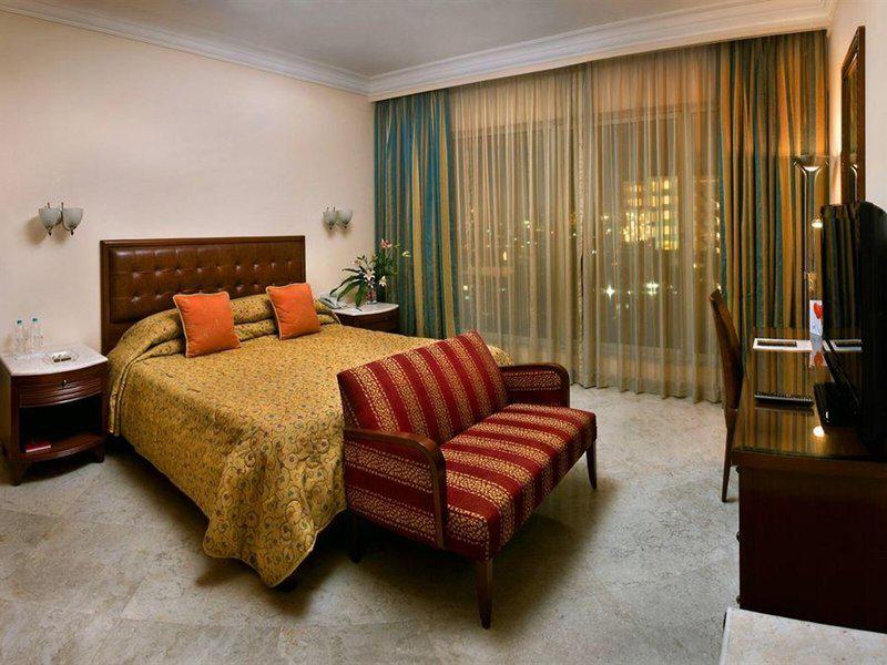 8E3CE41F6A18E65AA4761409F878EB9B