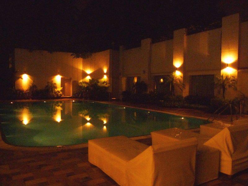 203E10403227CC09F8C443B848C486AD