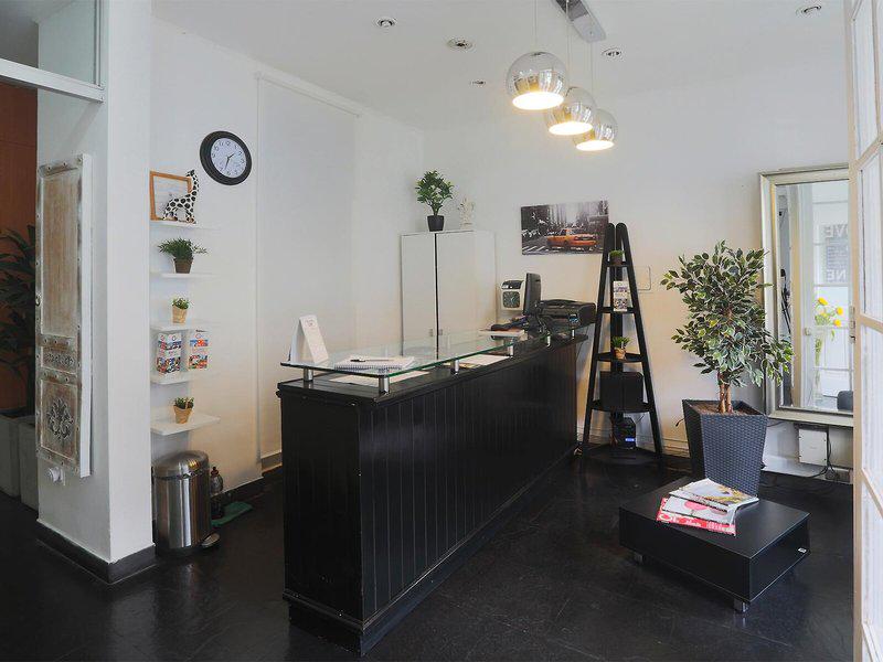 62CE9F15905F8519060EBE7A4D24430E