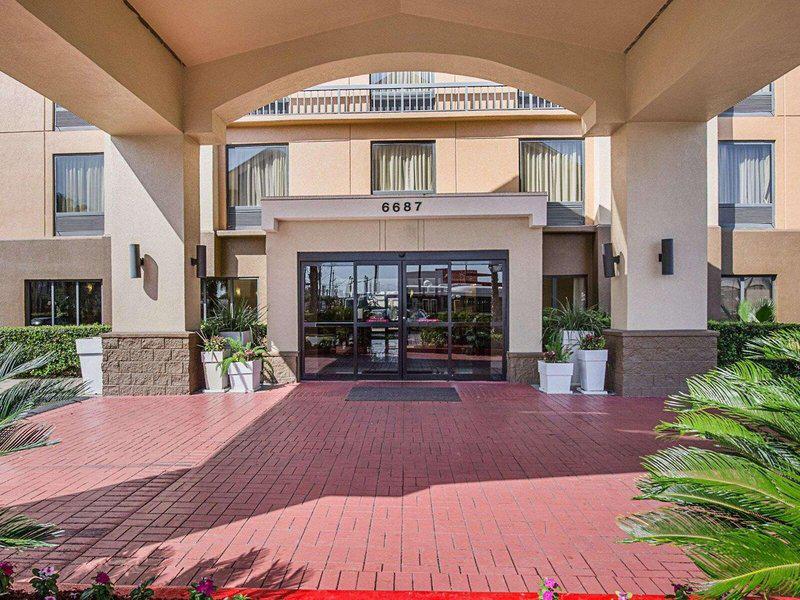 8B6381E1158C3B979A4D2435080FCCC4