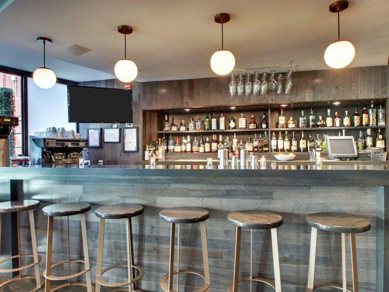 B2422EBA17FCDE59C3369E9A4EED4C3E