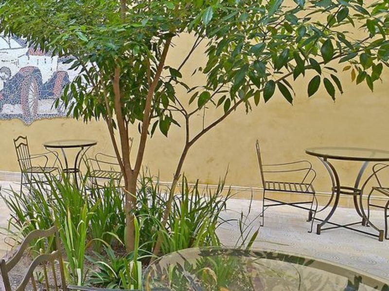 54A9CAA6069D553165D05FFB68CD972C