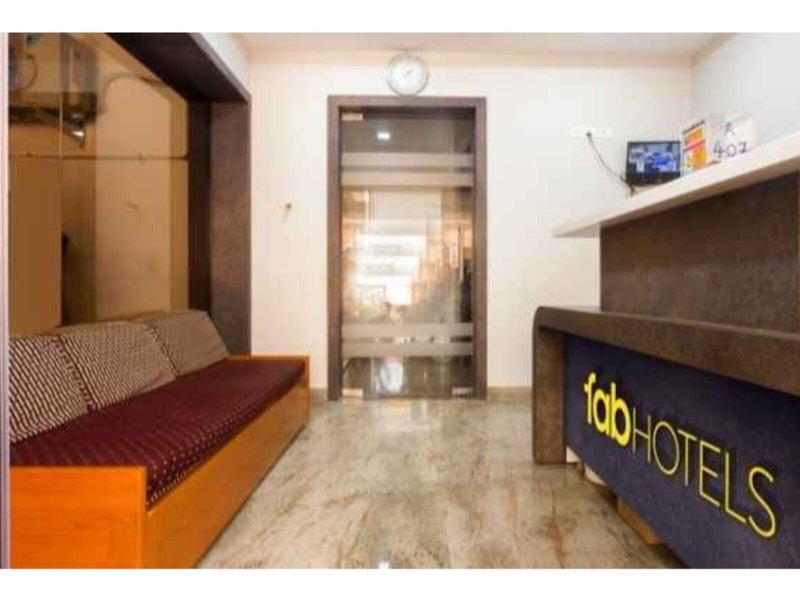 AB8BFF4299A4EF16D25E2BE57C4A2CBA