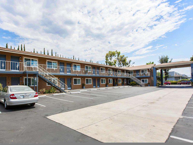 D1423321126FD3770D7EB5919A0F9E46