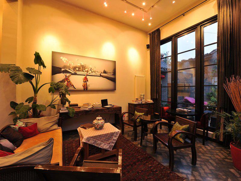 FF2979B2D8E112486D7C2590AB1CED20