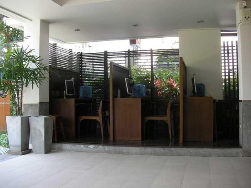 010D40E5EA5DF12F12626460A27AB90A