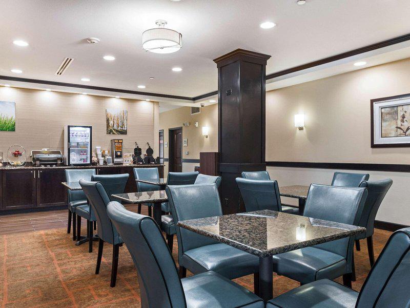 E505993E9B652CEE60B63E9C5EC7F372