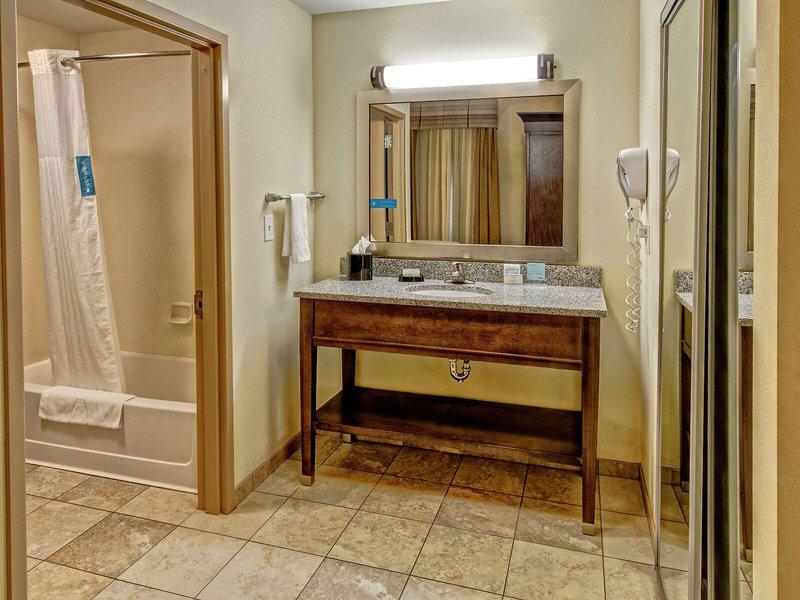 75752FEF0E8C967D83D3F093EBD72FAA