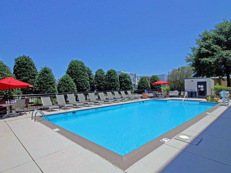 CDC05F102B6B46B035E7193E5F4B8ECE