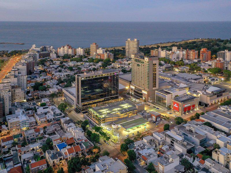 8BBFDBD1467B40C8AEAE2087ADCBE09B