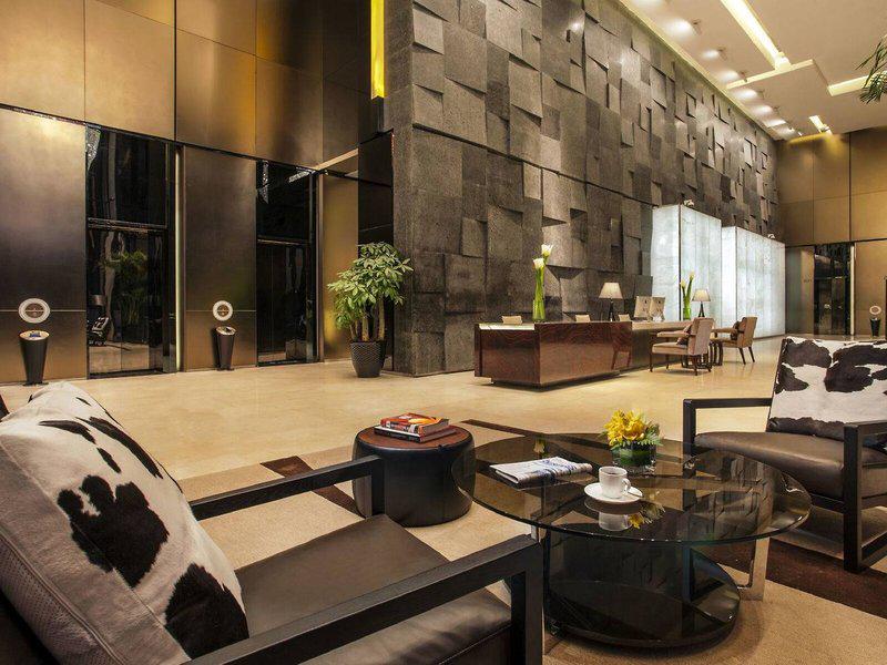 B528CBB48C228A9BECA545D59CD548EC