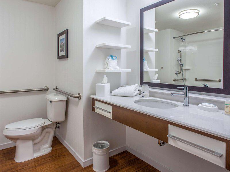 F8F5B7C84E9630119AC71051888D5F7A