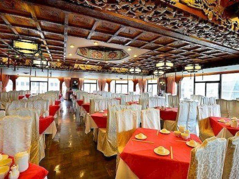 7F689AE0C7AB0E655B35153EF18443AF