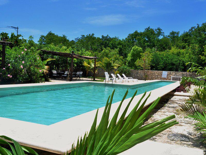 FBE7D1F6911846C44CB585DDB6B66467