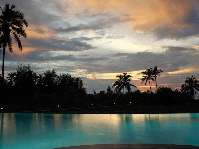 58C195E5CB8AE36E8C688F210F78A85C