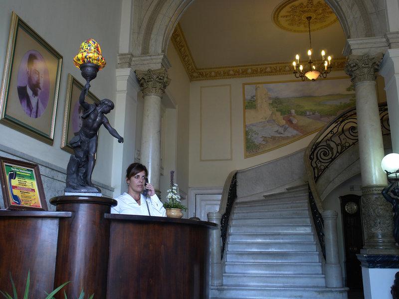 D25D395F6E633C182447638EDA8F1213