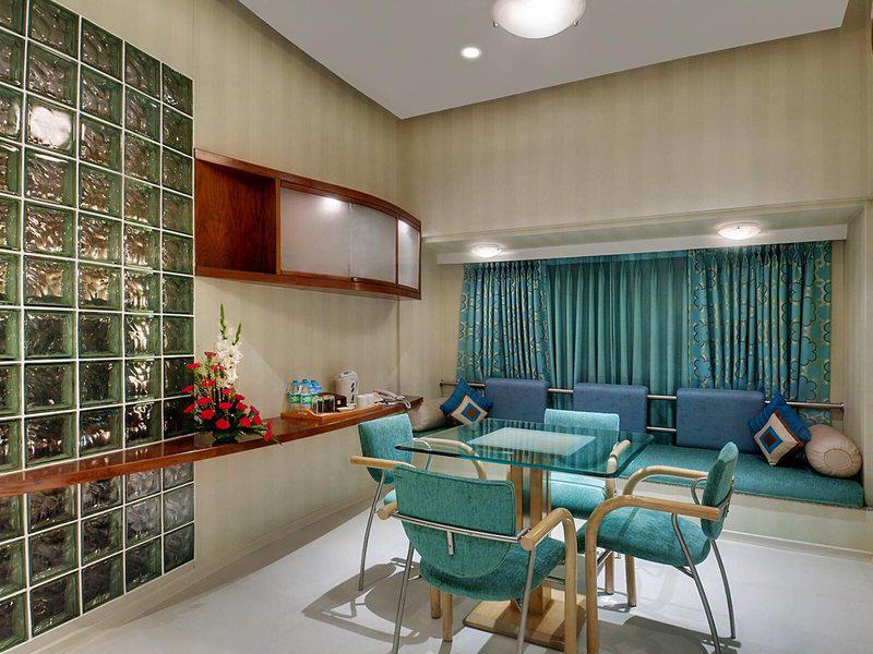 0C0178431AAABBA996C46FD246E56F02