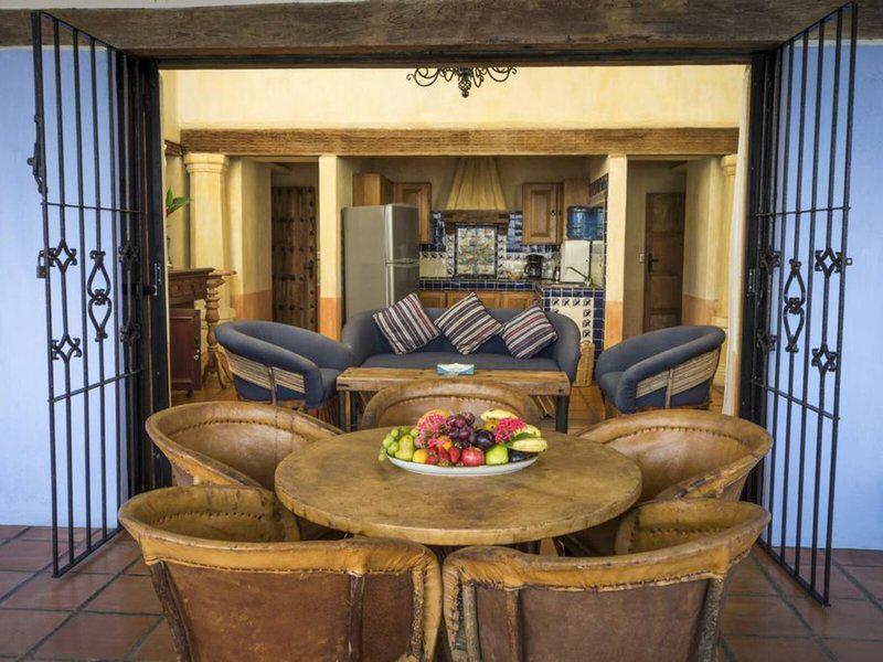 72A22FF21F82E1A2730A26AFF6A0F84E