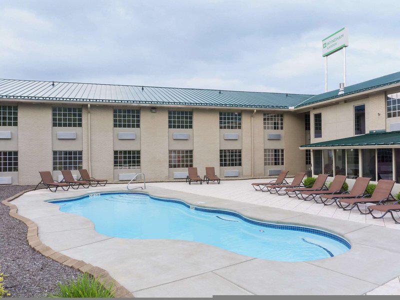 71BD1F9E3C2CDF544E4FB1EFCAE295C4