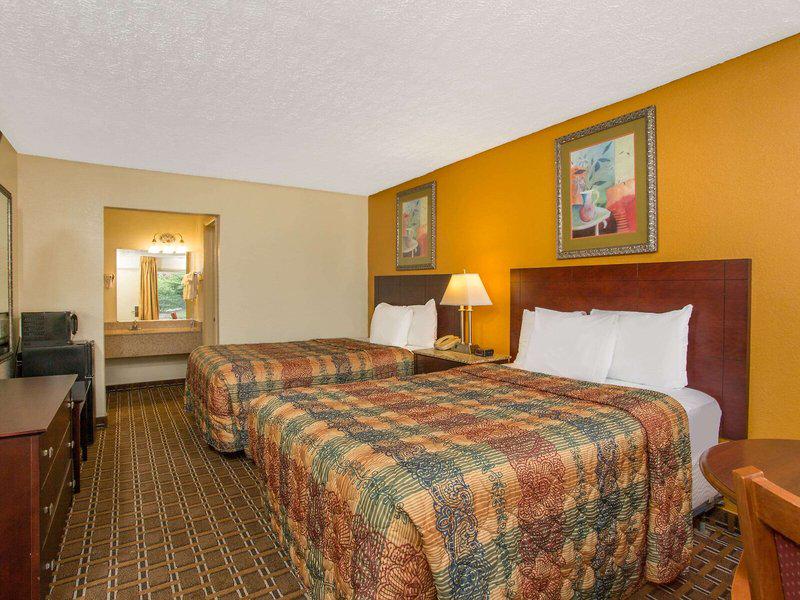 F2C2BF2B857EE2C63509EF381B1E7086